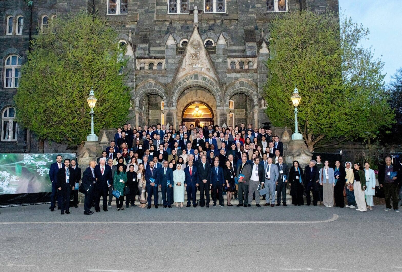 تحليل الرأي العام في الوطن العربي